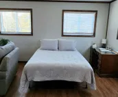 Cozy One-Bedroom Cabin on Peaceful 38 Acres