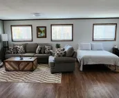 Cozy One-Bedroom Cabin on Peaceful 38 Acres