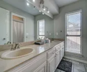 Game Room / Sauna / Sun Room + Lake Hefner Access