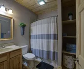 Cabin close to Nemo, private stocked pond and hot tub great for families!