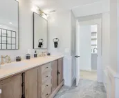4 bedroom home downtown Nashville. Hot tub, large patio, fire pit, and game room