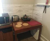 Multi-Room Apartment * Easy to Downtown or Airport