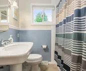 ROCKNE HOUSE- 1 mile from ND campus- sleeps 12