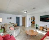 Bright Yankton Apartment Near Meridian Bridge