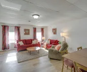 Bright Yankton Apartment Near Meridian Bridge