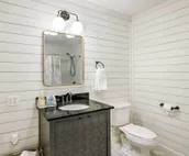 Chic Cottage Retreat w/ Grill, 2 Mi to MSU!