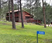 Spacious Family Friendly Black Hills Mountain House