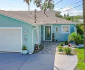 Pet Friendly w/ Fire Pit & Yard STEPS to the Beach