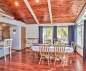 Beautiful Bellevue Home w/ Deck + Gas Grill!