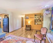 Beautiful Bellevue Home w/ Deck + Gas Grill!