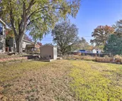 Beautiful Bellevue Home w/ Deck + Gas Grill!