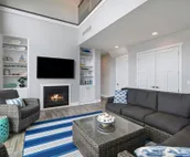 Runyan Lake House / 4 Private Suites - Sleeps 13
