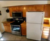 Country charm less than 1 mile from Bill Snyder Family Stadium
