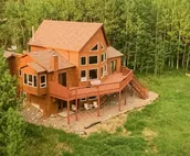 Private, Comfortable, Remote Mountain Apartment in Walk-out Garden Level of Home