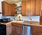 Private, Comfortable, Remote Mountain Apartment in Walk-out Garden Level of Home