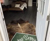Loyal and True with a Ranch View! Sleeps 6, 8 min from campus