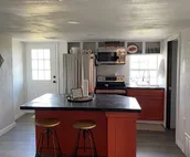Loyal and True with a Ranch View! Sleeps 6, 8 min from campus