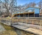 Charming Riverfront Retreat in Monticello!