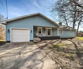 Charming Riverfront Retreat in Monticello!