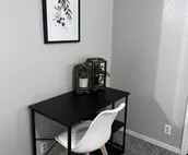 New Remodel 3BD/2Bath Weekly/Monthly Discounts available