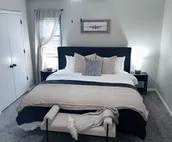 New Remodel 3BD/2Bath Weekly/Monthly Discounts available