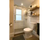 Entire Two Bedroom Apartment in East Providence