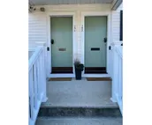 Entire Two Bedroom Apartment in East Providence