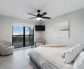 Luxury Modern Waterfront - Bubbles & Boats! Views!