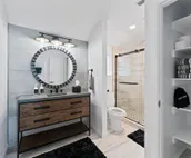 Luxury Modern Waterfront - Bubbles & Boats! Views!