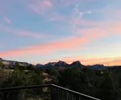 Spectacular Red Rock Views! Hot Tub, Deck, Grill