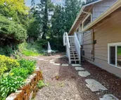 Four Bedroom Two Bathroom House Stylish Two Story Clean Spacious Modern Quiet