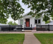 Central Cheyenne Home - 50% off for 30-day bookings!