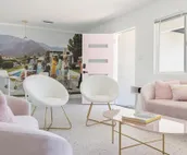 Fun, Chic, Picture-Perfect!