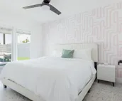Fun, Chic, Picture-Perfect!