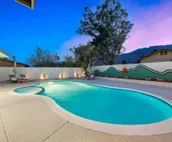 Acacia Desert Retreat