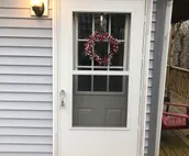 Quiet place on the water upstairs duplex B
