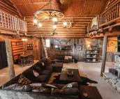 Cozy Cabin Lane w/ inflatable hot tub & game room