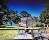 Restored Luxury Victorian Near Newport