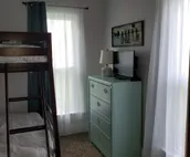 The Fuller Cottage* 5 minutes outside York, Ne