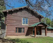 Cozy Cabin Lane w/ inflatable hot tub & game room