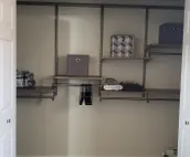 Gorgeous Modern Downtown 3 Bdrm/2 Bath Apt