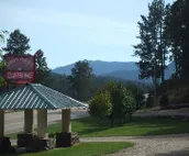 #1 Cabin near Mt. Rushmore at Pine Rest Cabins