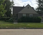 Centrally Located Cozy Cottage