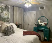 Cute comfy updated 3bd 2ba home