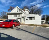 One bedroom with massage chair, one mile from I-70
