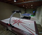 Game Room - Salina Getaway/3BR  Mid Century Modern