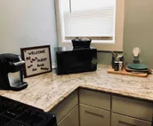 Studio Apt B Downtown EVV, Full Kitchen, TV, Wifi