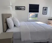 Private 4BDRM/2 Baths house, 5 Miles from Downtown