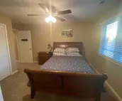 ★ Backyard View Queen Sleigh Bed ★