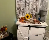 Cozy Room Health Care Traveler, Music, Art Student